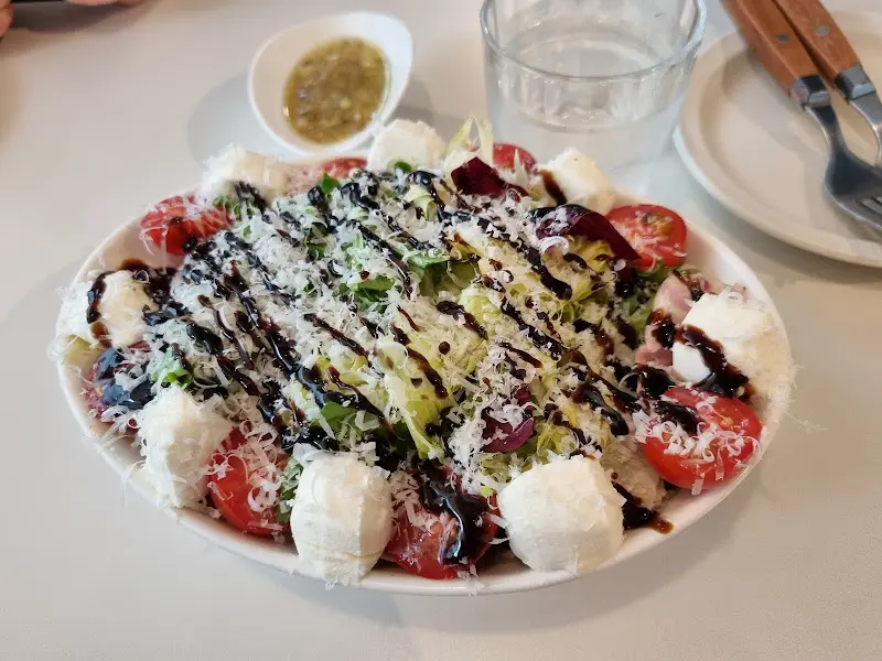 키치키치다이닝의 키치 샐러드