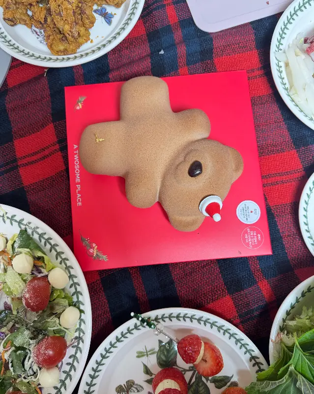 투썸플레이스의 크리스마스 시즌 디저트