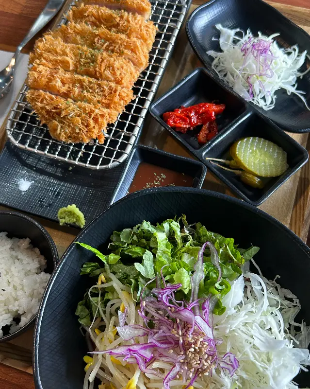 푸짐한 한상 차림