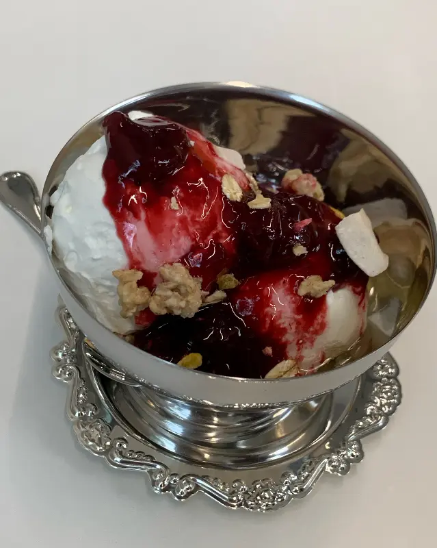 체리 컵 디저트