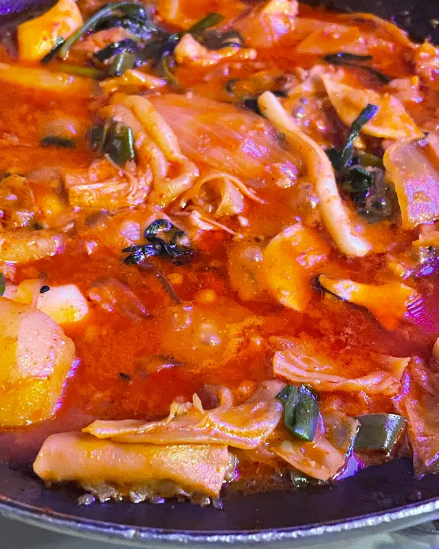 보기만 해도 군침이 도는 곱도리탕