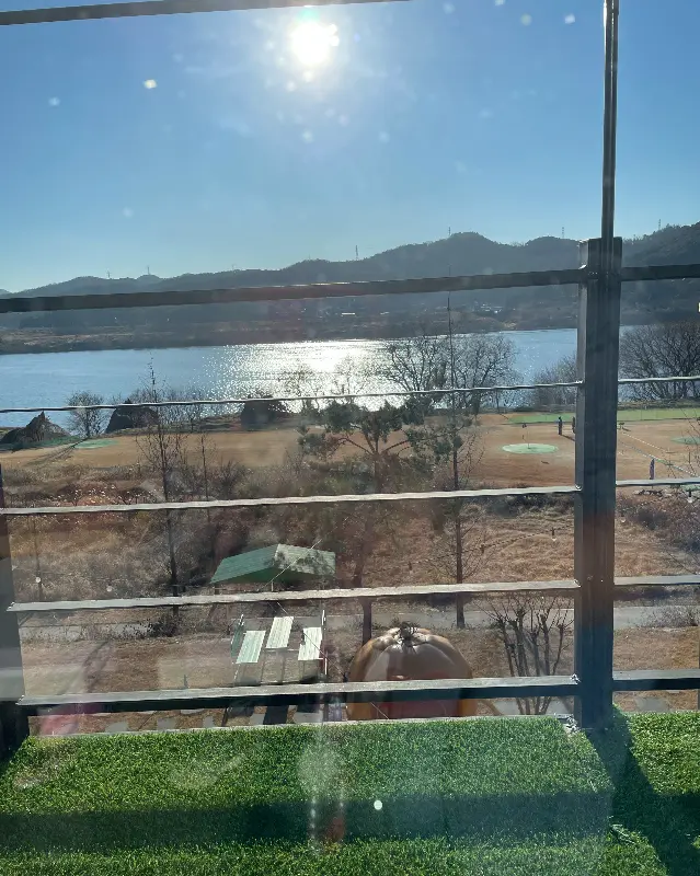 2층에서 바라본 낙동강 뷰