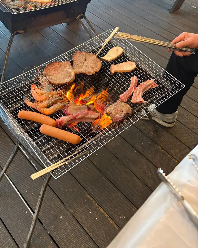 숯불에 구워 더욱 맛있는 바베큐
