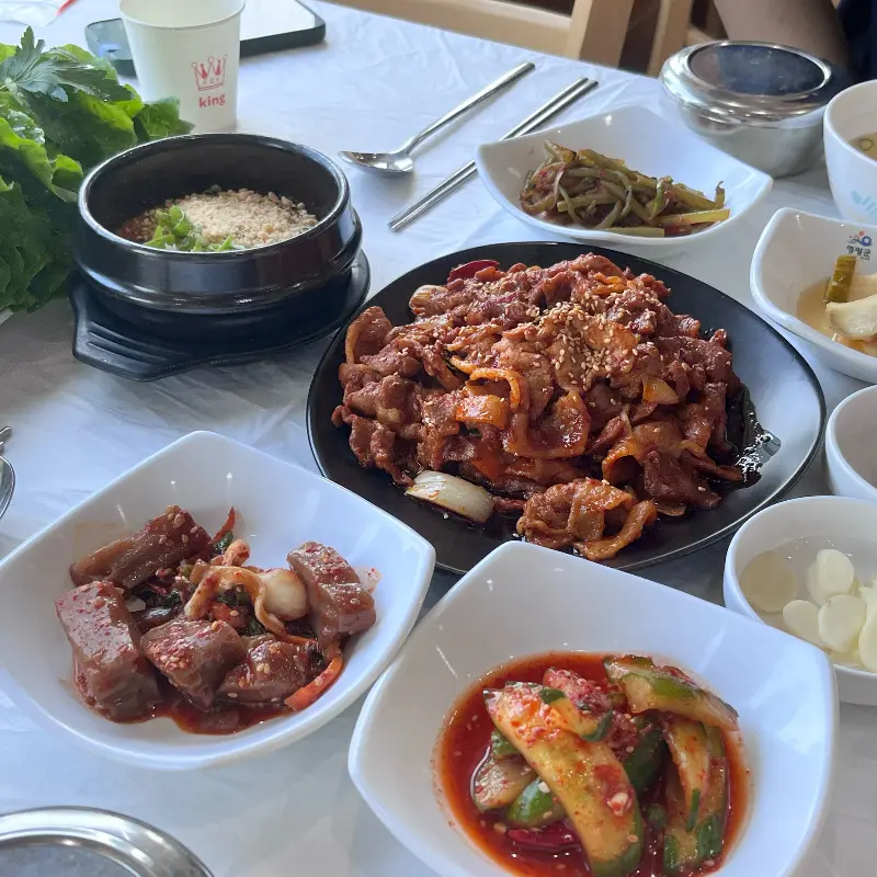 푸짐한 한 상 차림