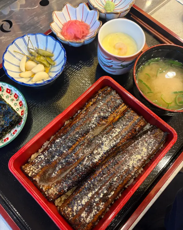 장어덮밥 한상차림