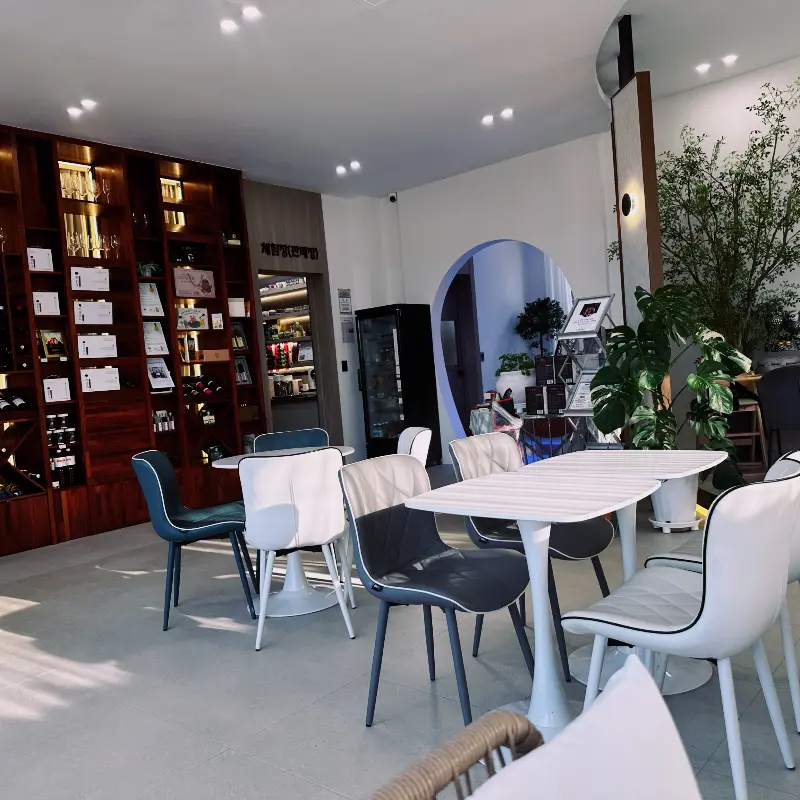 온유 카페 내부