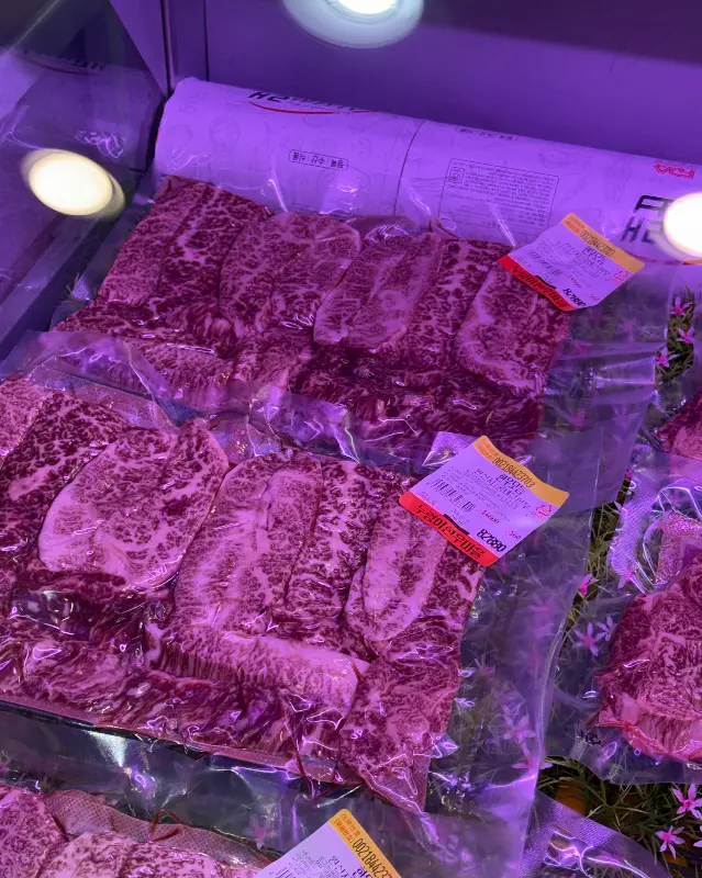 신선한 마블링을 자랑하는 한우 모듬