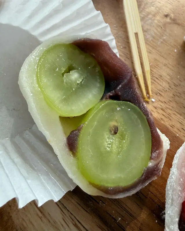 샤인머스캣 모찌 단면