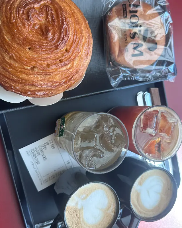 초이스엠 빵과 음료