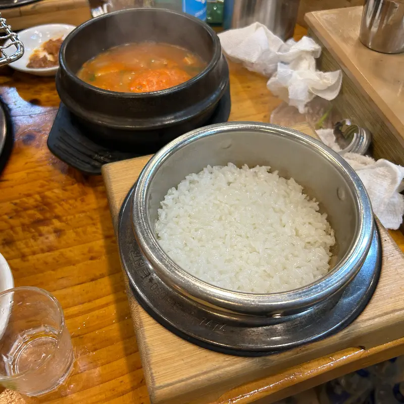 맛동산 솥밥과 된장찌개