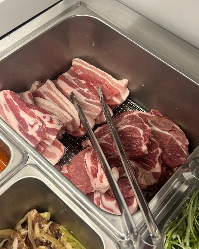 다양한 샐러드바