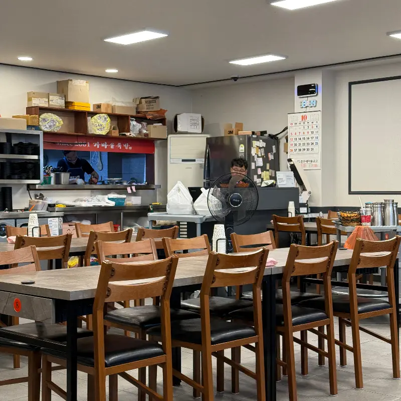 족발과 김치의 환상적인 조합