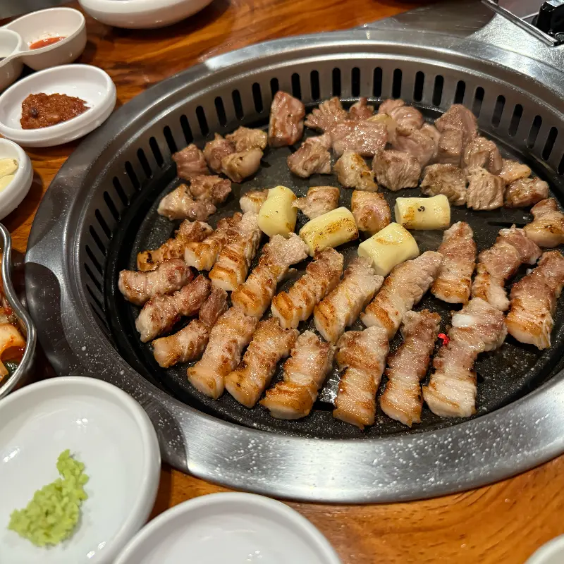 깔끔하고 쾌적한 83해치 동래점 내부