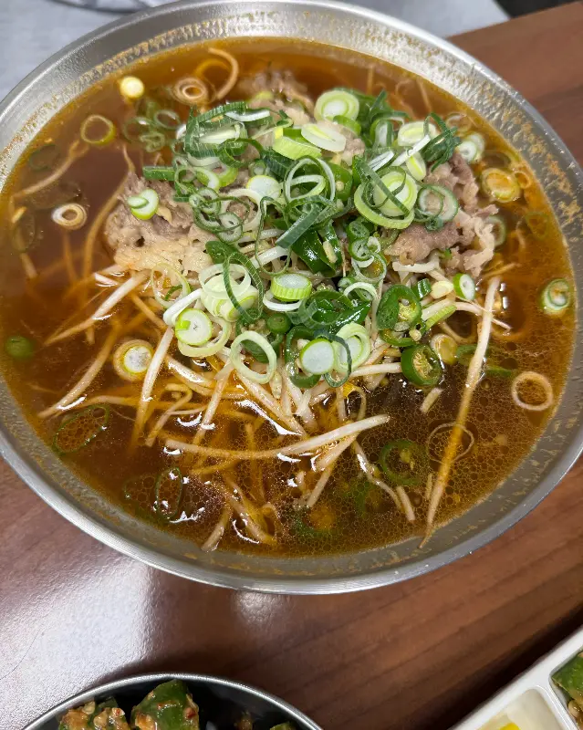 얼큰 우삼겹 온소바