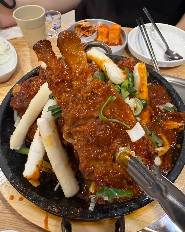 맛나감자탕 간장목뼈찜