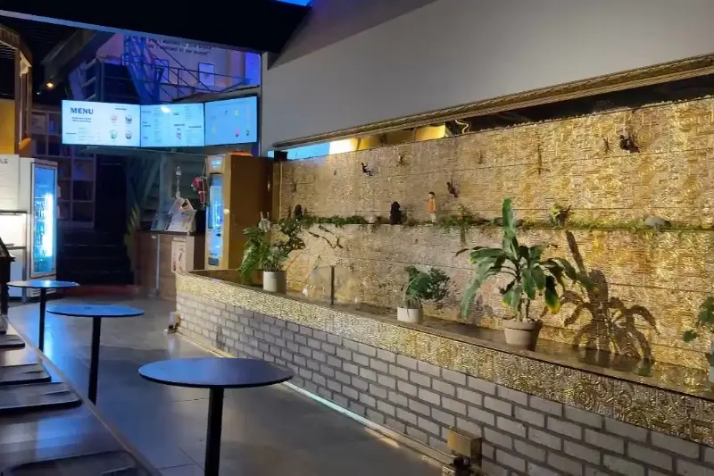 폴레폴레 유성본점의 내부 모습