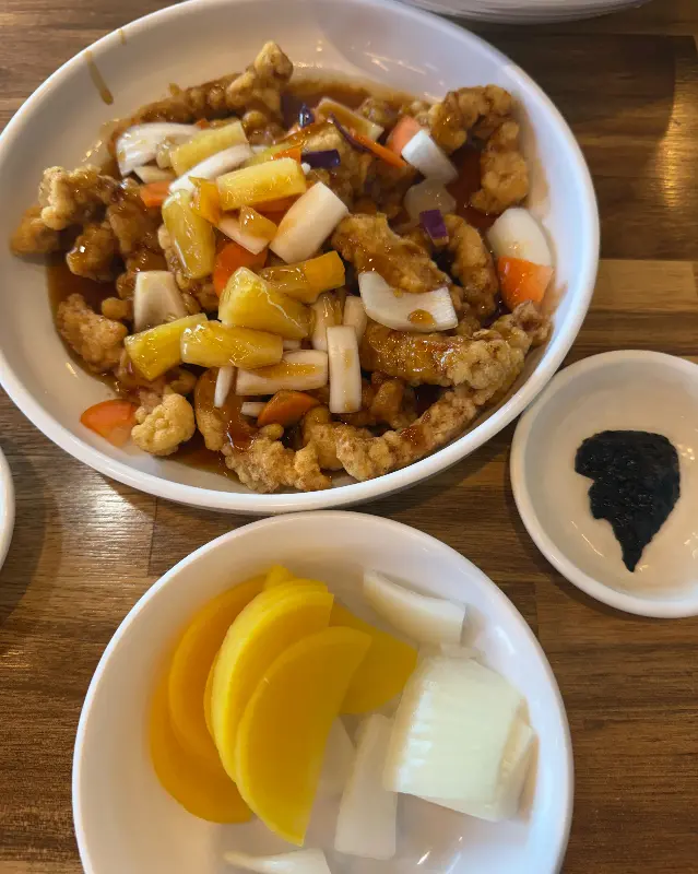 탕수육과 짜사이