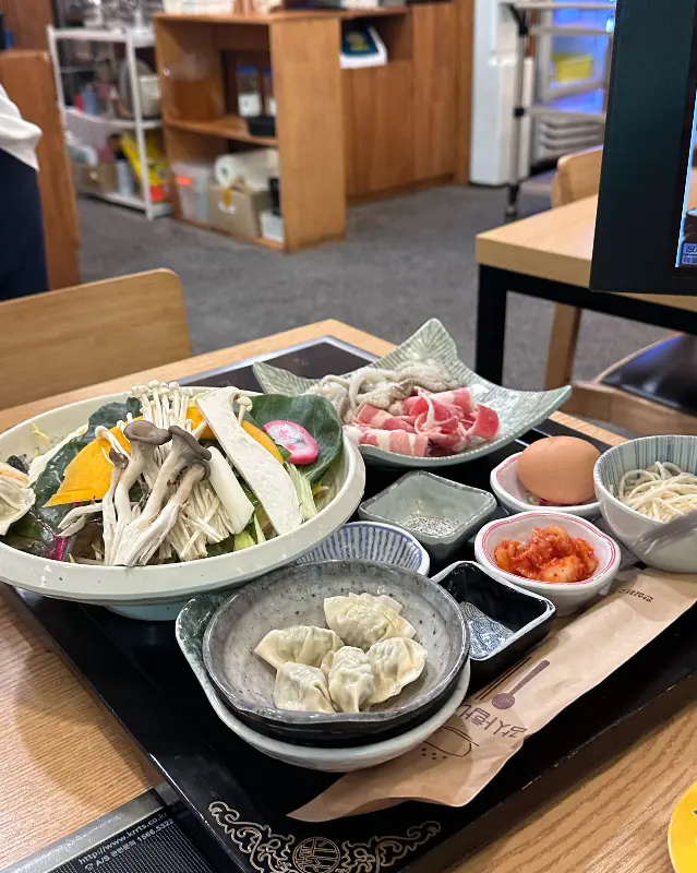 깔끔한 매장 내부