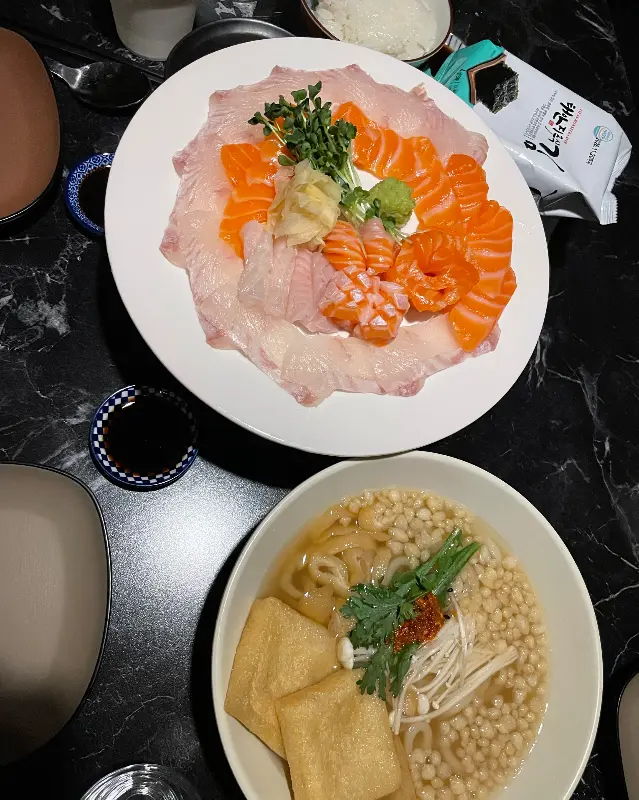 푸짐한 해산물 요리