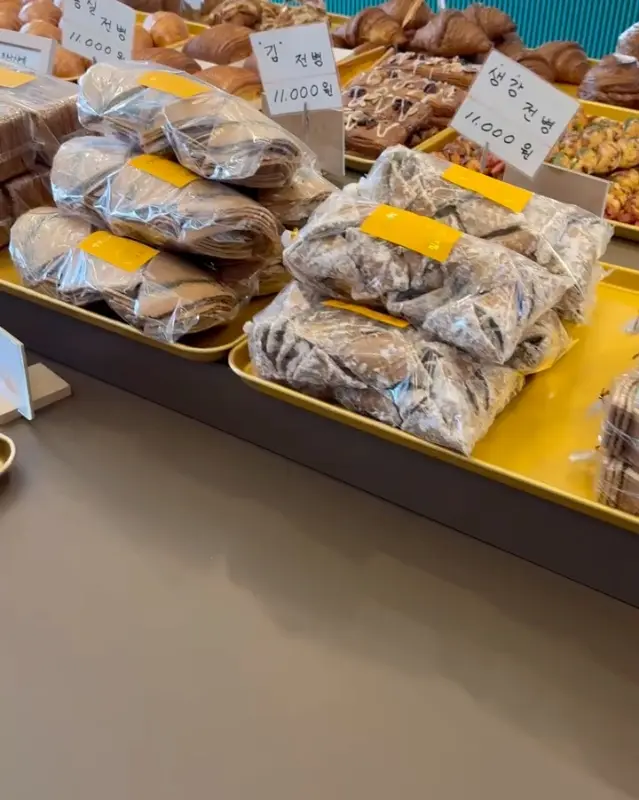 다양한 빵 종류