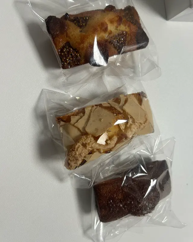 포장된 휘낭시에