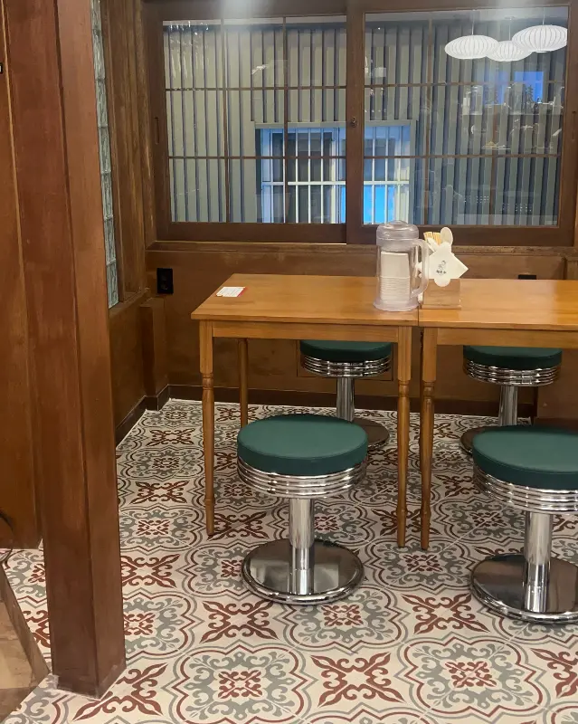 깔끔하고 아늑한 가게 내부