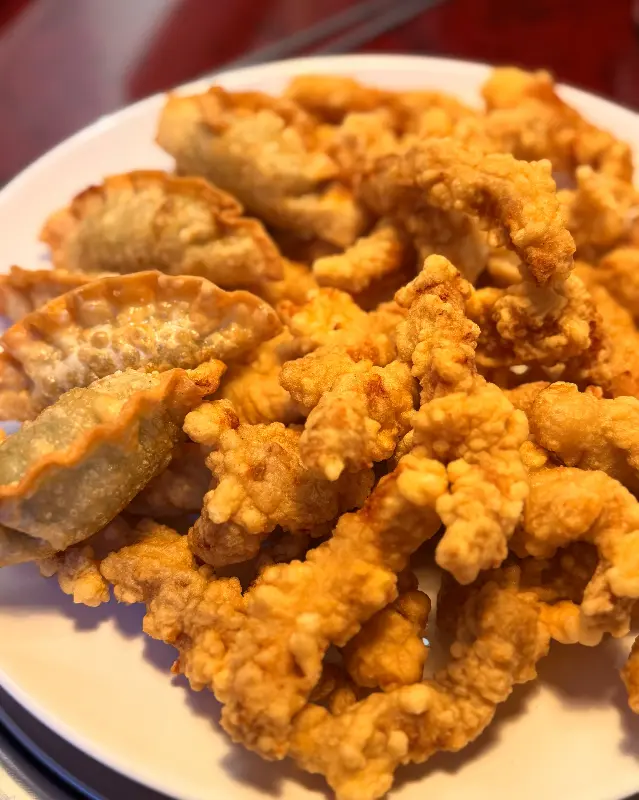 바삭한 튀김옷이 매력적인 탕수육