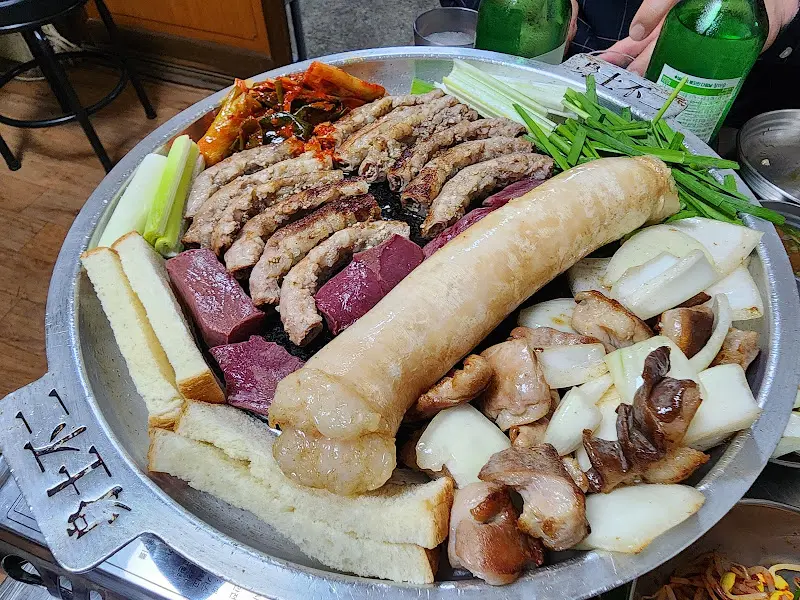 곱창 모듬 한 상 차림