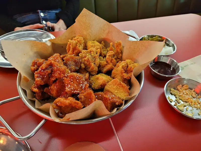 생활맥주의 앙그리버드 순살 치킨