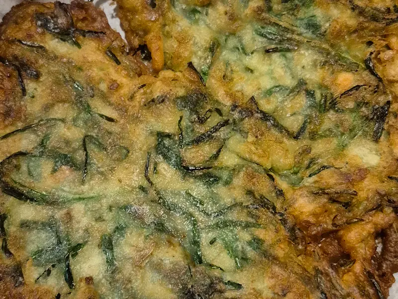 겉바속촉 부추전