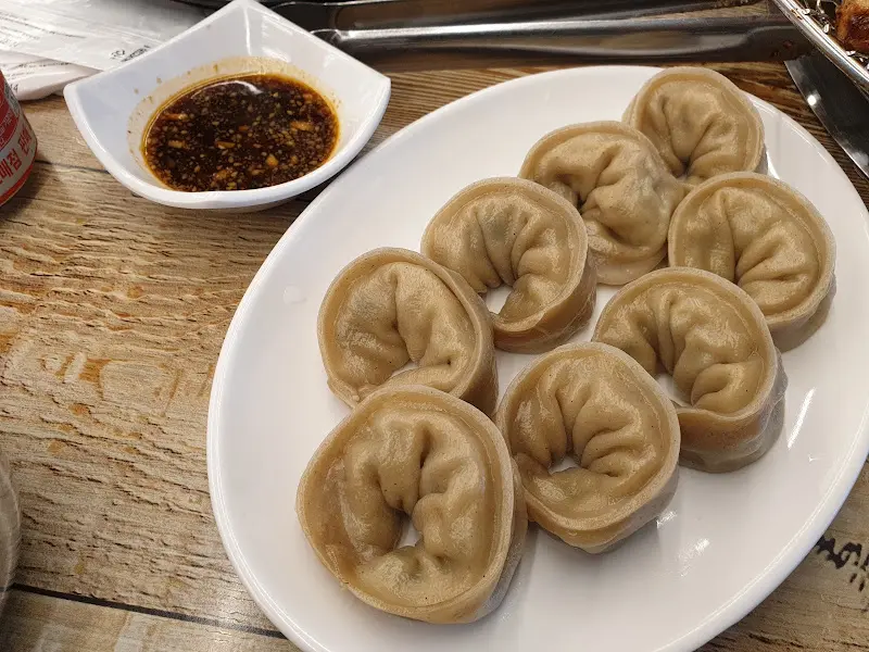 담백함이 느껴지는 꿩만두