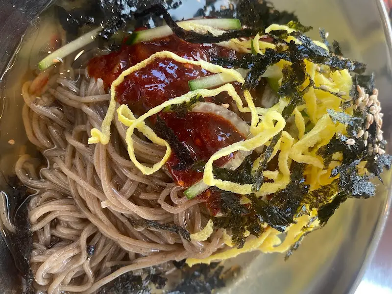 초계비빔국수