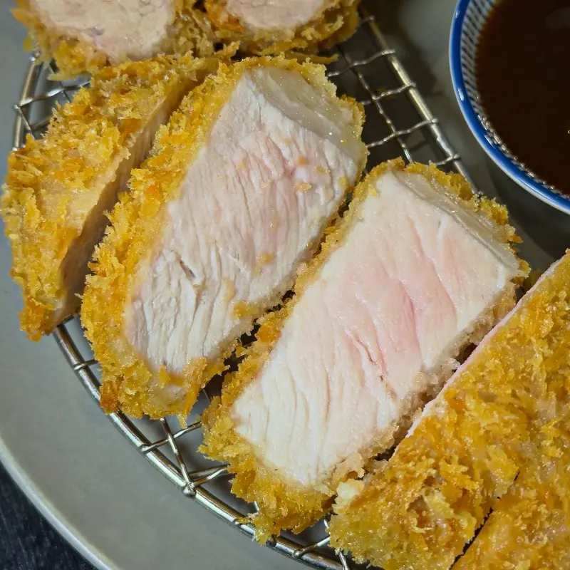 카츠노히 로스카츠의 단면