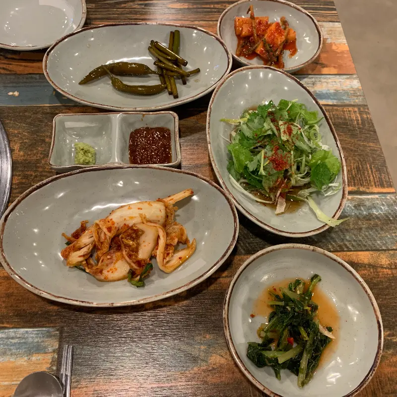 다채로운 밑반찬