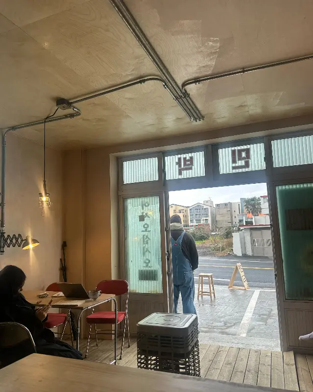 카페 내부 모습