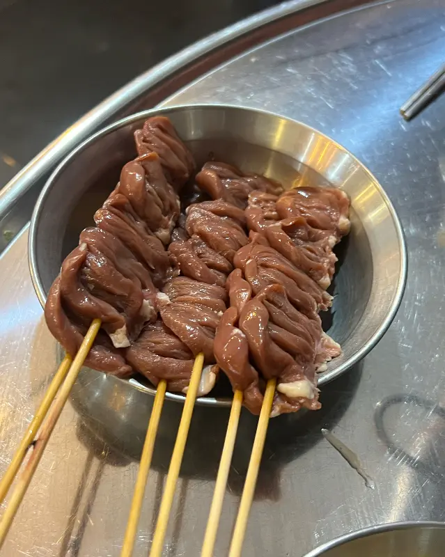 신선한 염통꼬치