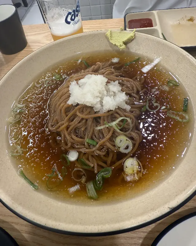 시원한 냉모밀 한 그릇