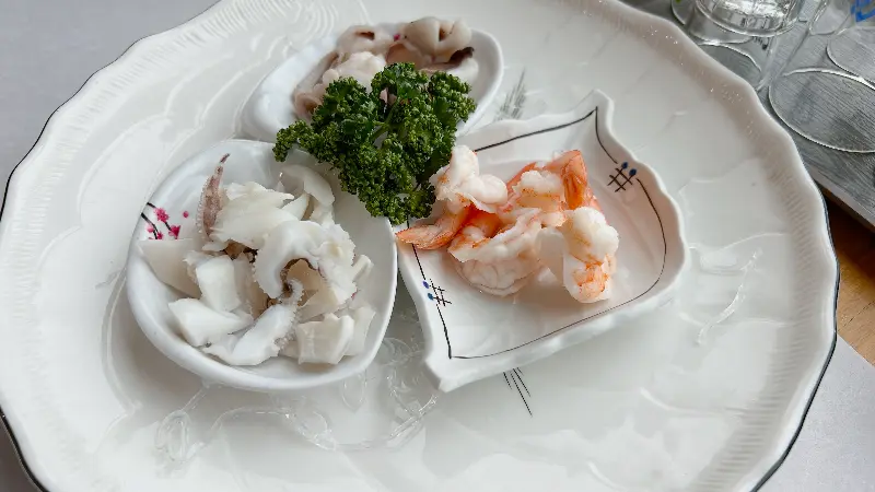 신선한 해산물 스끼다시