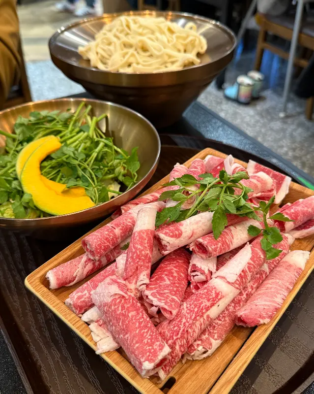 미나리와 소고기의 환상적인 조화