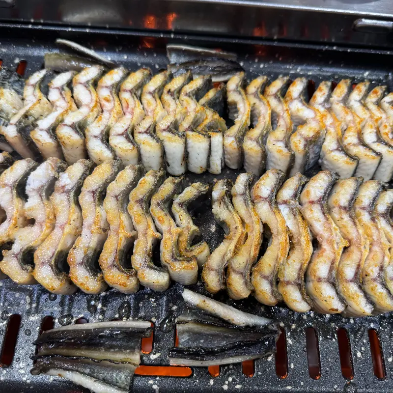 잘 구워진 장어