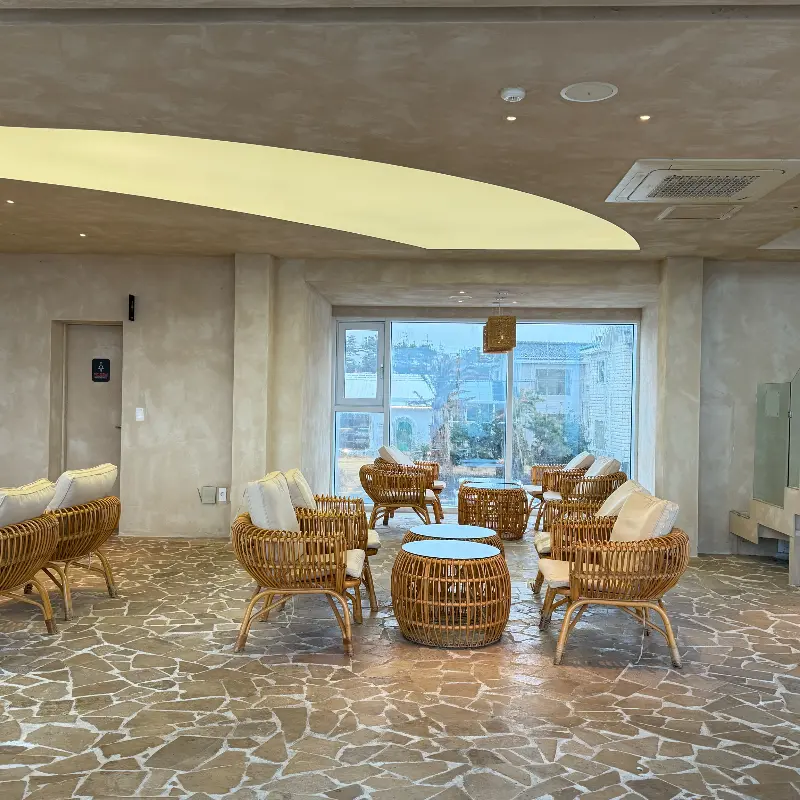 카페 내부 좌석