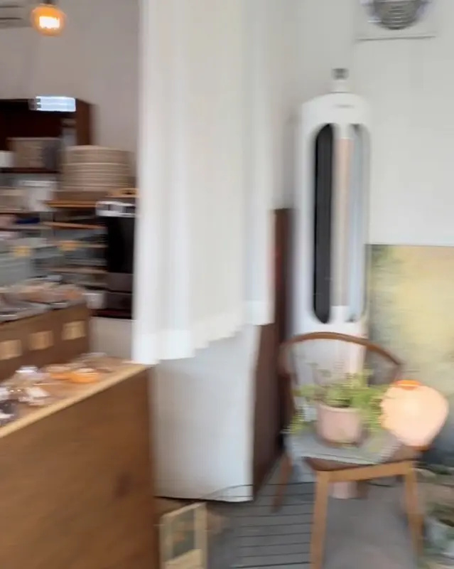 카페 내부 인테리어