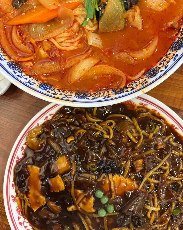 크림 짬뽕과 칠리 짜장