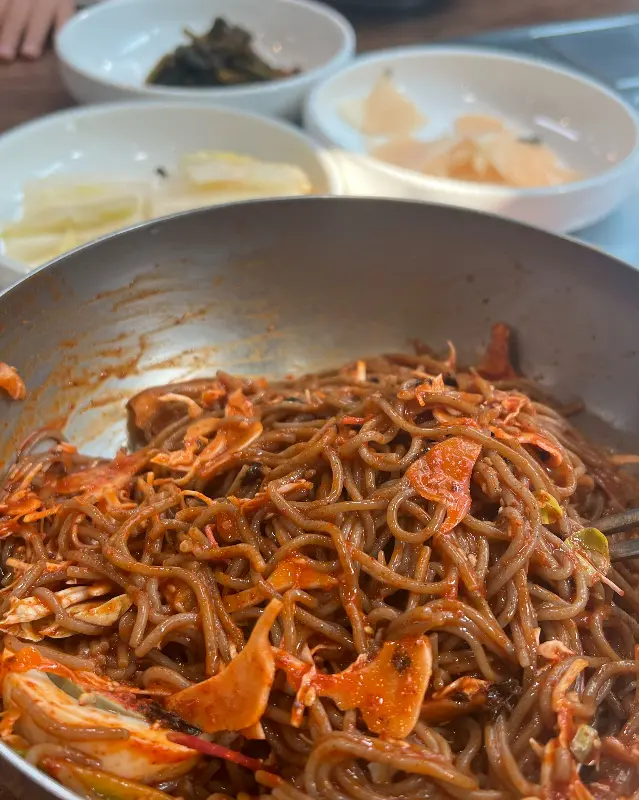 이조막국수 비빔막국수