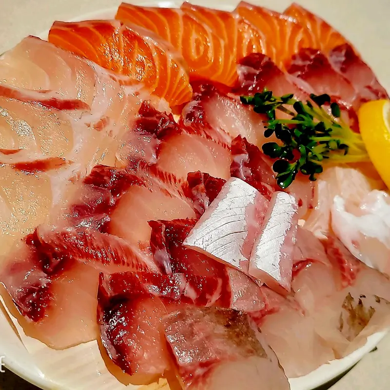 신선한 회 한 점의 행복