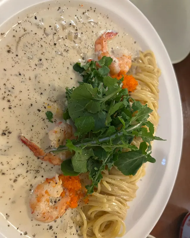 녹진한 크림소스와 홍새우의 조화가 일품인 홍새우 파스타