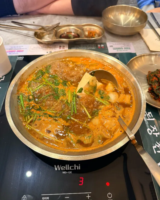 스지된장전골의 모습