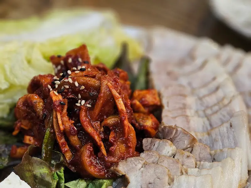 윤기가 흐르는 보쌈