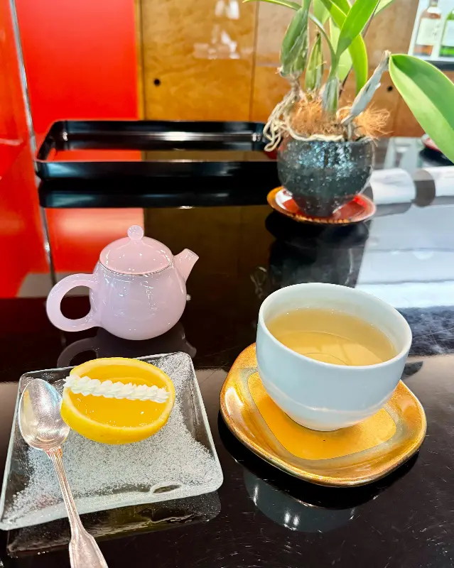 레몬 젤리와 차