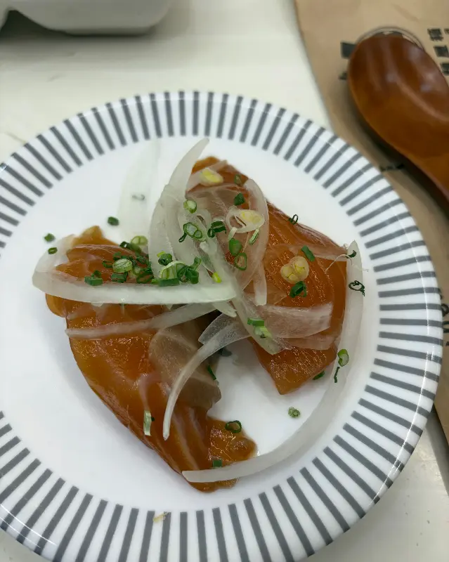 양파 연어 초밥